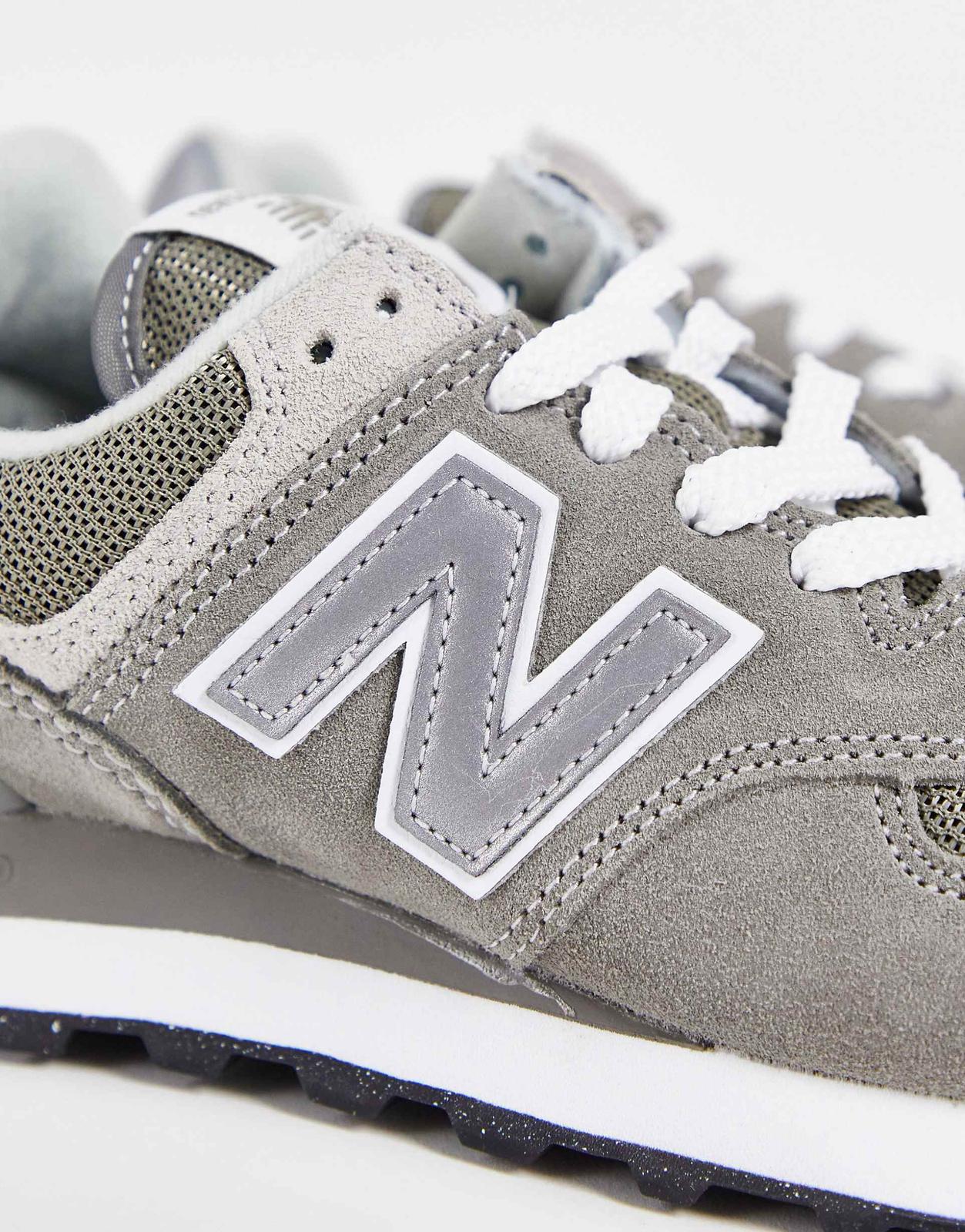 New Balance 574 Women US5
