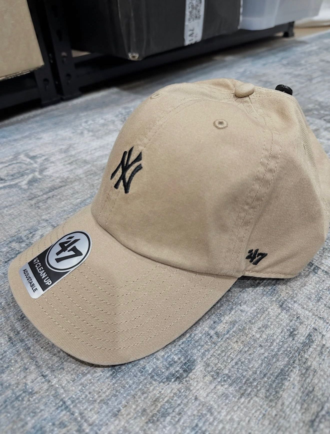 New York Yankees Khaki/Black Base Runner ‘47 CLEAN UP