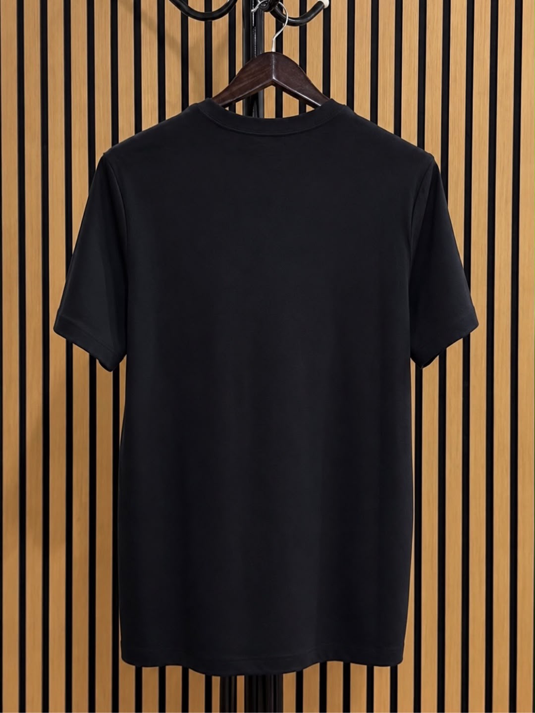 Nike Training Wildcard Graphic Tee in Black Small