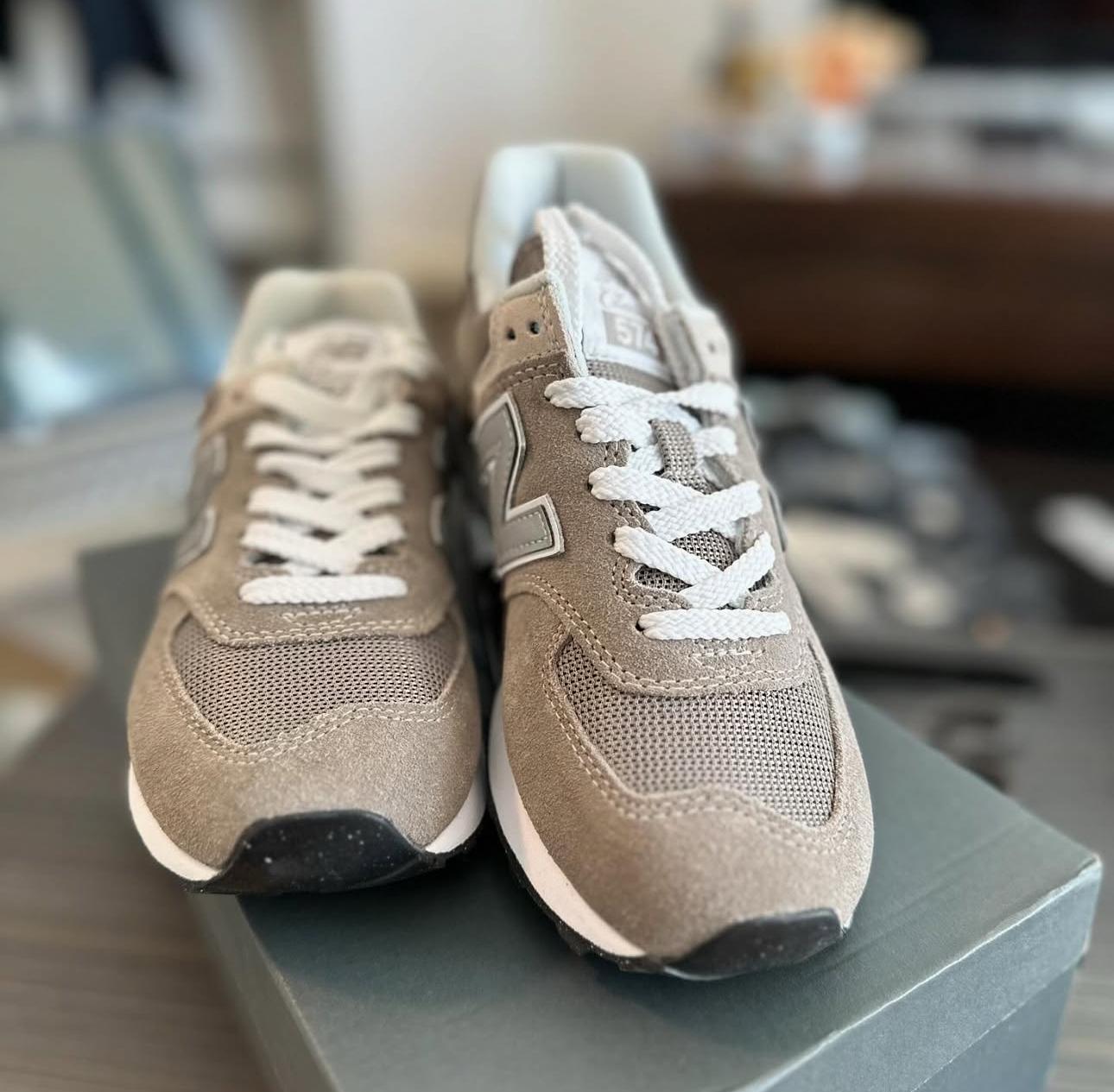 New Balance 574 Women US5