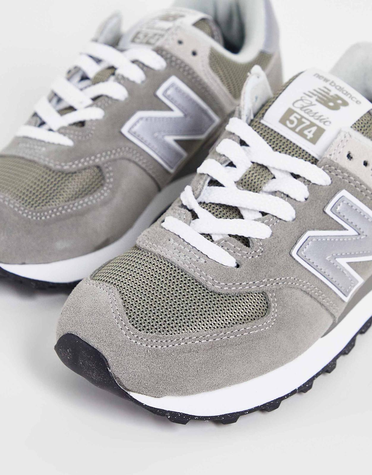 New Balance 574 Women US5
