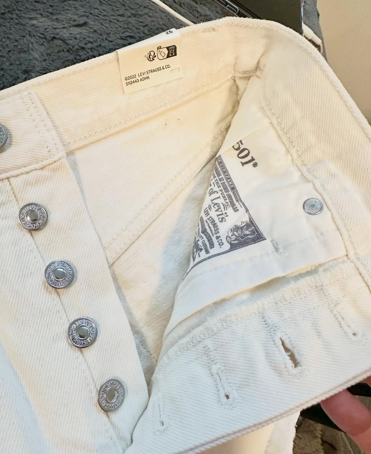 Levi's 501 Original Short In The Clean Finish
