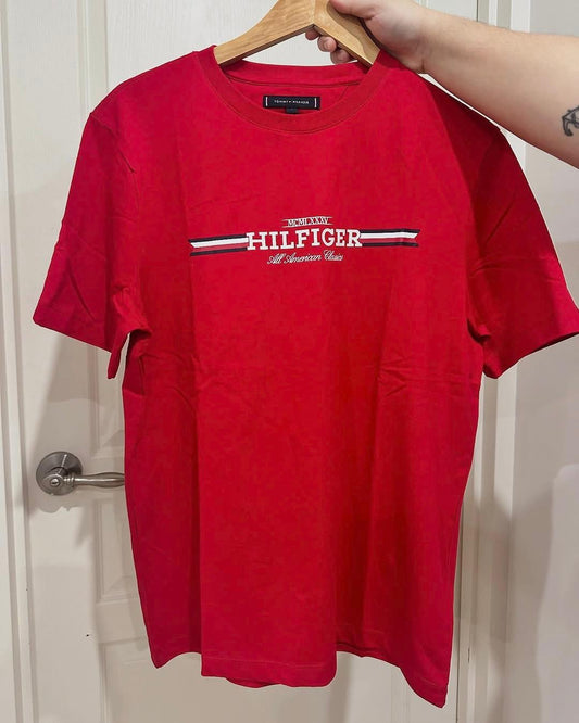 Tommy Hilfiger Chest Logo T-Shirt