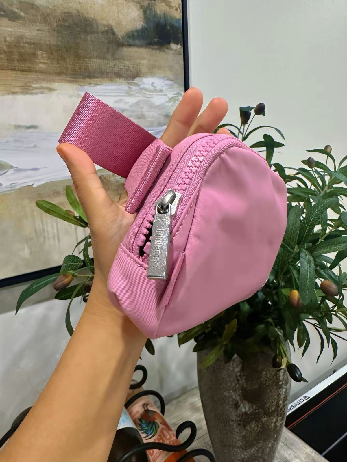 Lululemon Everywhere Belt Bag 1L Pink Frosting