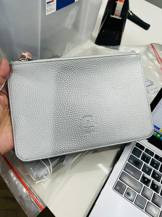 Herschel Edessa Pouch Vegan Leather Silver Mettalic
