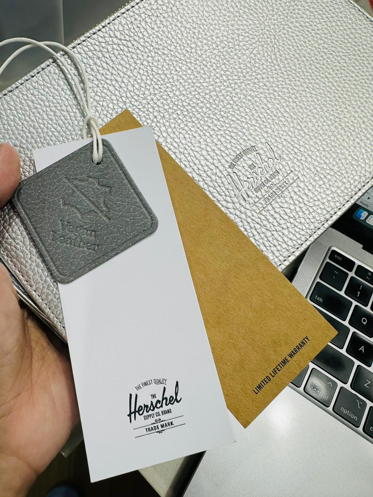 Herschel Edessa Pouch Vegan Leather Silver Mettalic