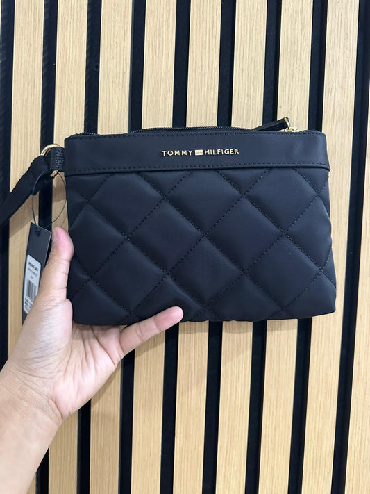 Tommy Hilfiger Jeannie LG Wristlet