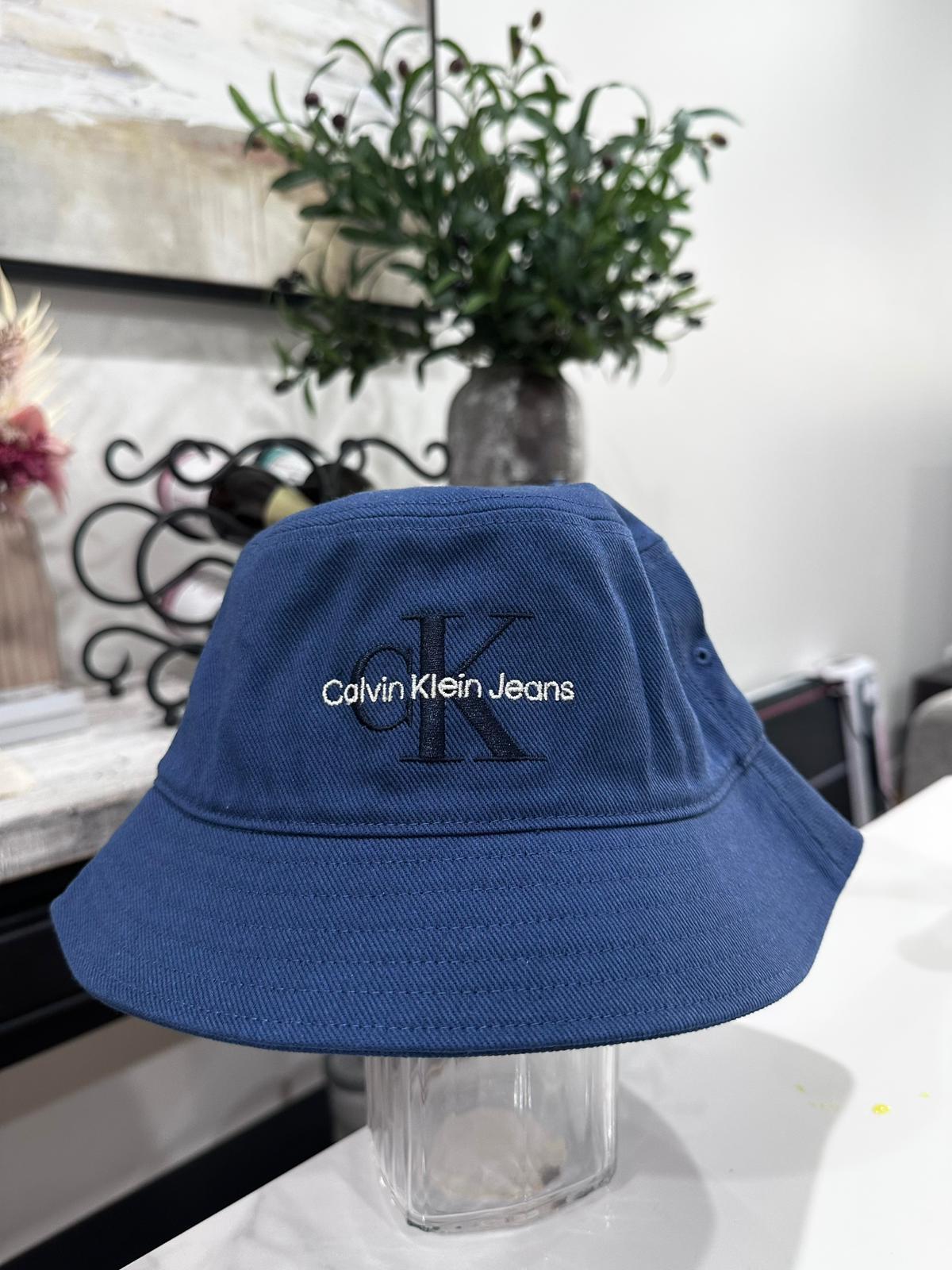 Calvin Klein Bucket Hat (045)