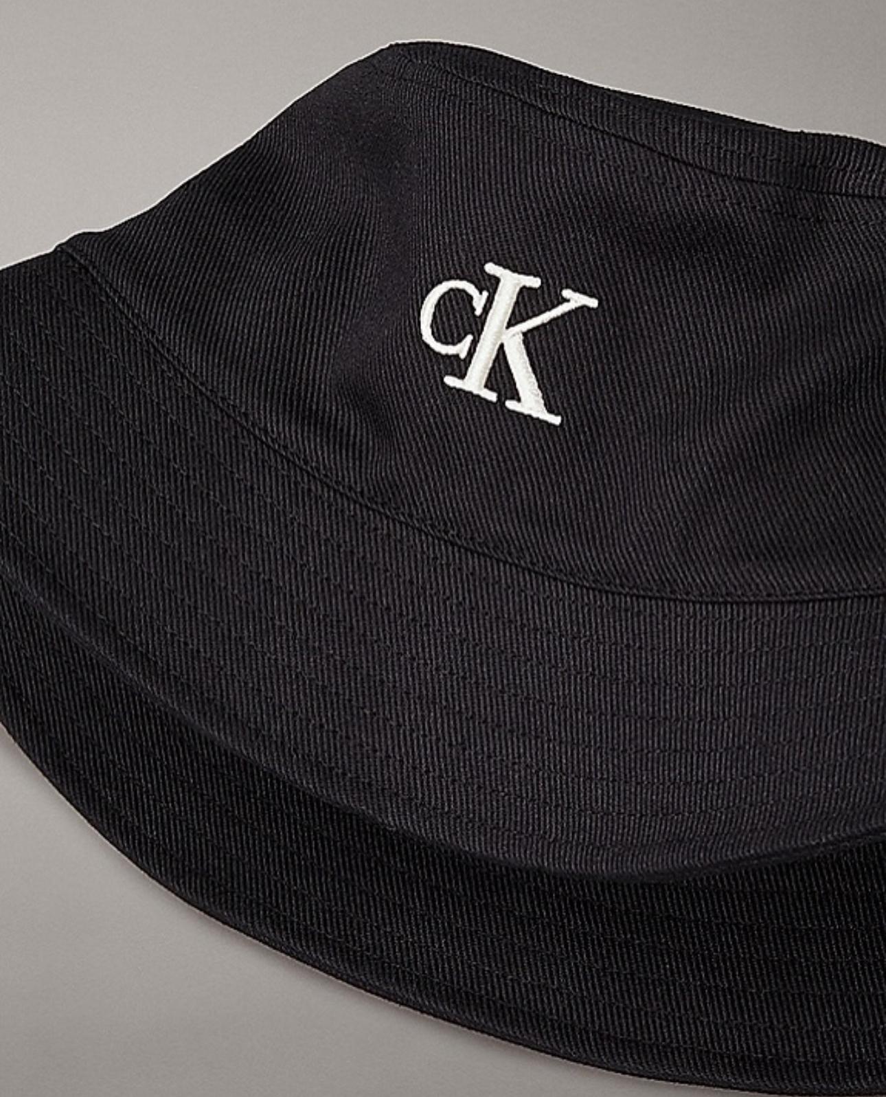 Calvin Klein Bucket Hat (042)