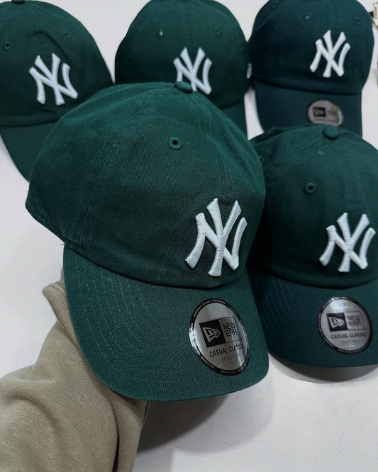 New Era Casual Classic New York Yankees Cap - Dark Green