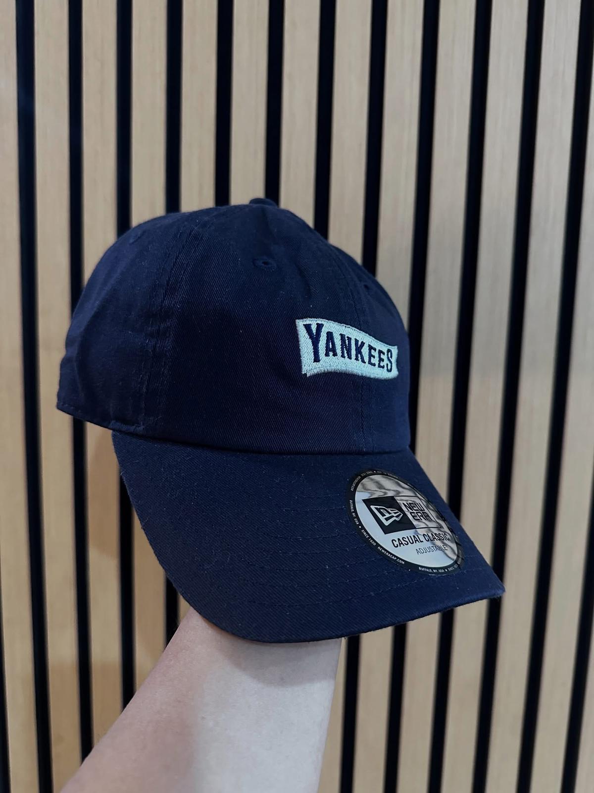 New Era Yankees Casual Classic Pennant Cap
