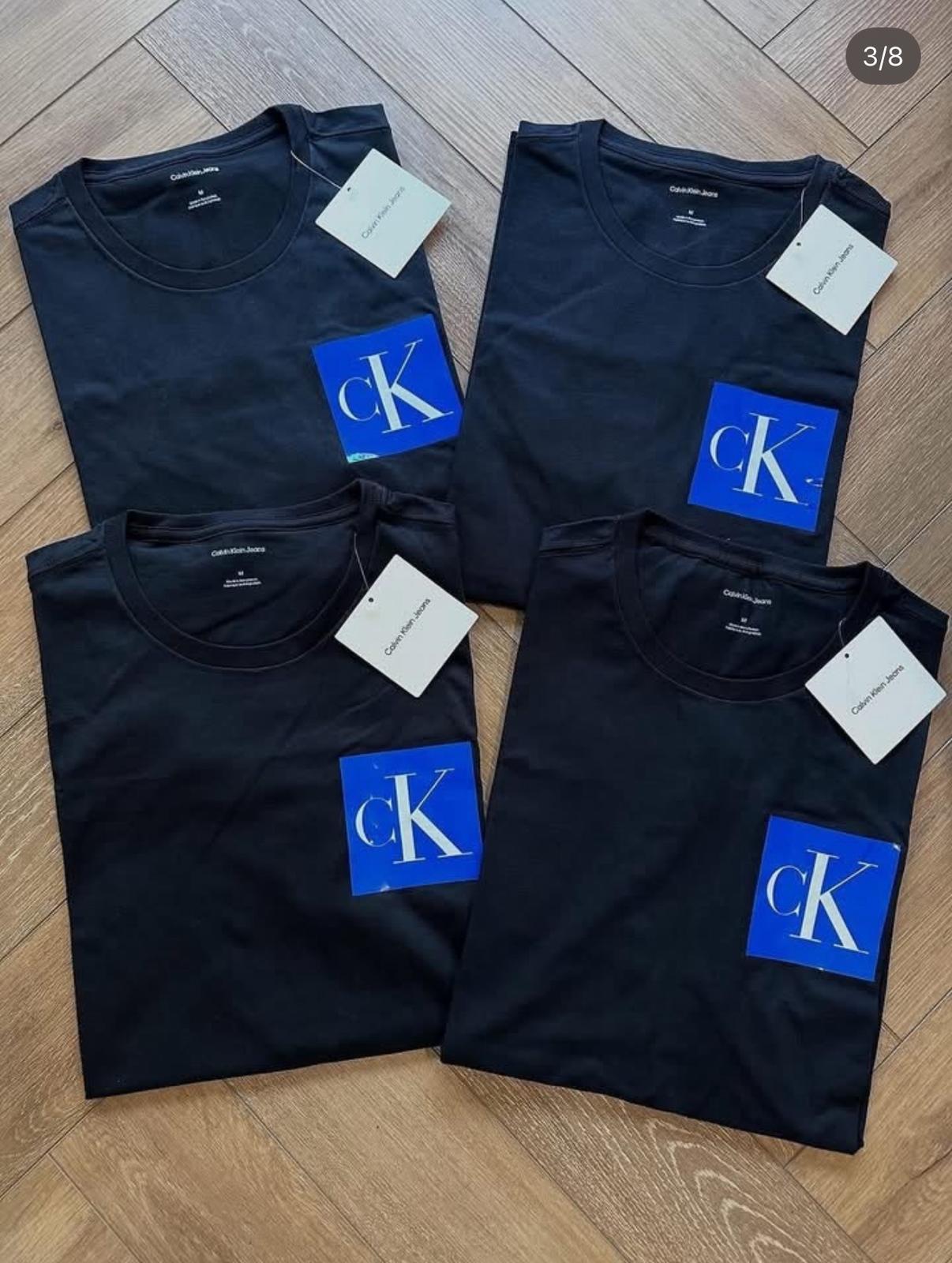 Calvin Klein Monogram Logo Box Graphic Classic Black