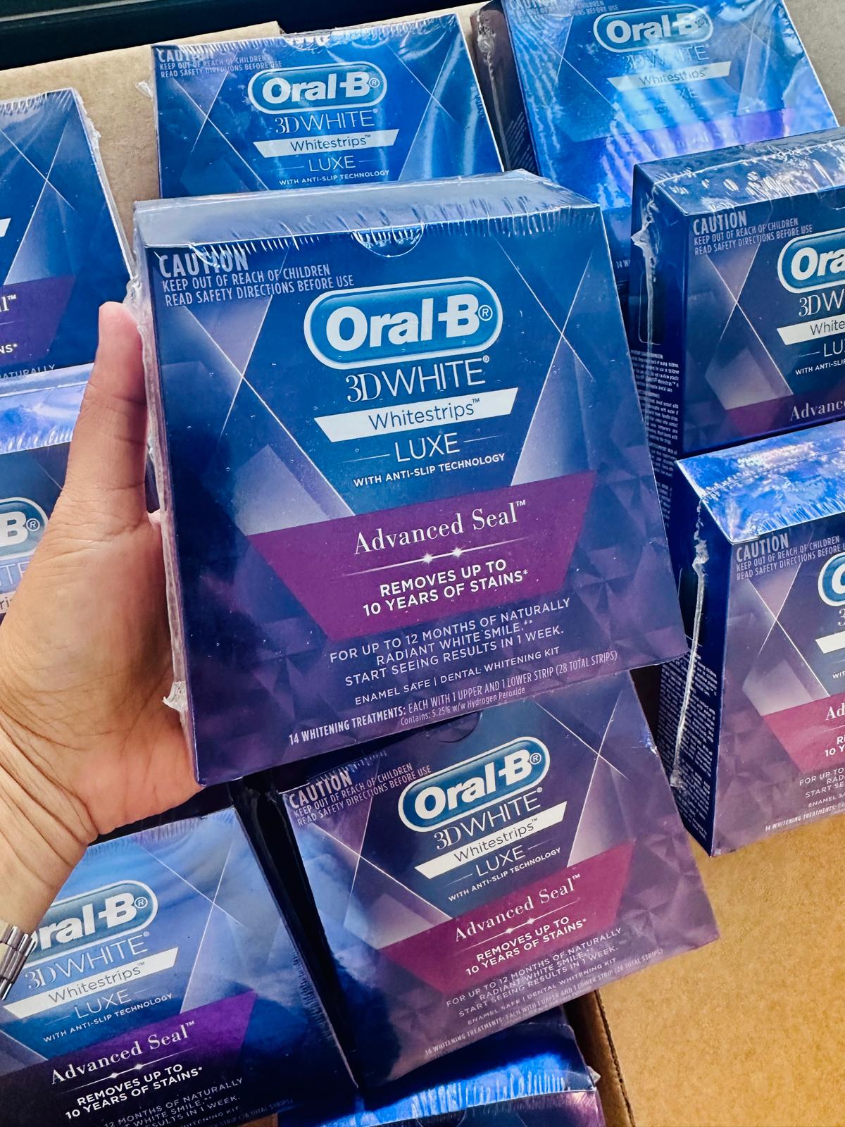 Oral-B 3DWhite Whitestrips - 14 Whitening Treaments