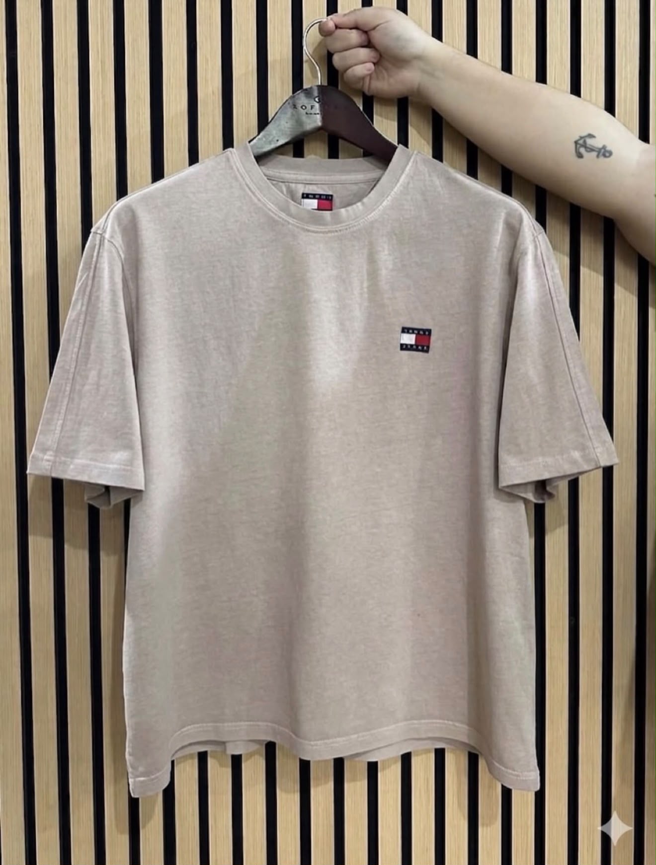TH Classic 90s Back Logo T-Shirt XL