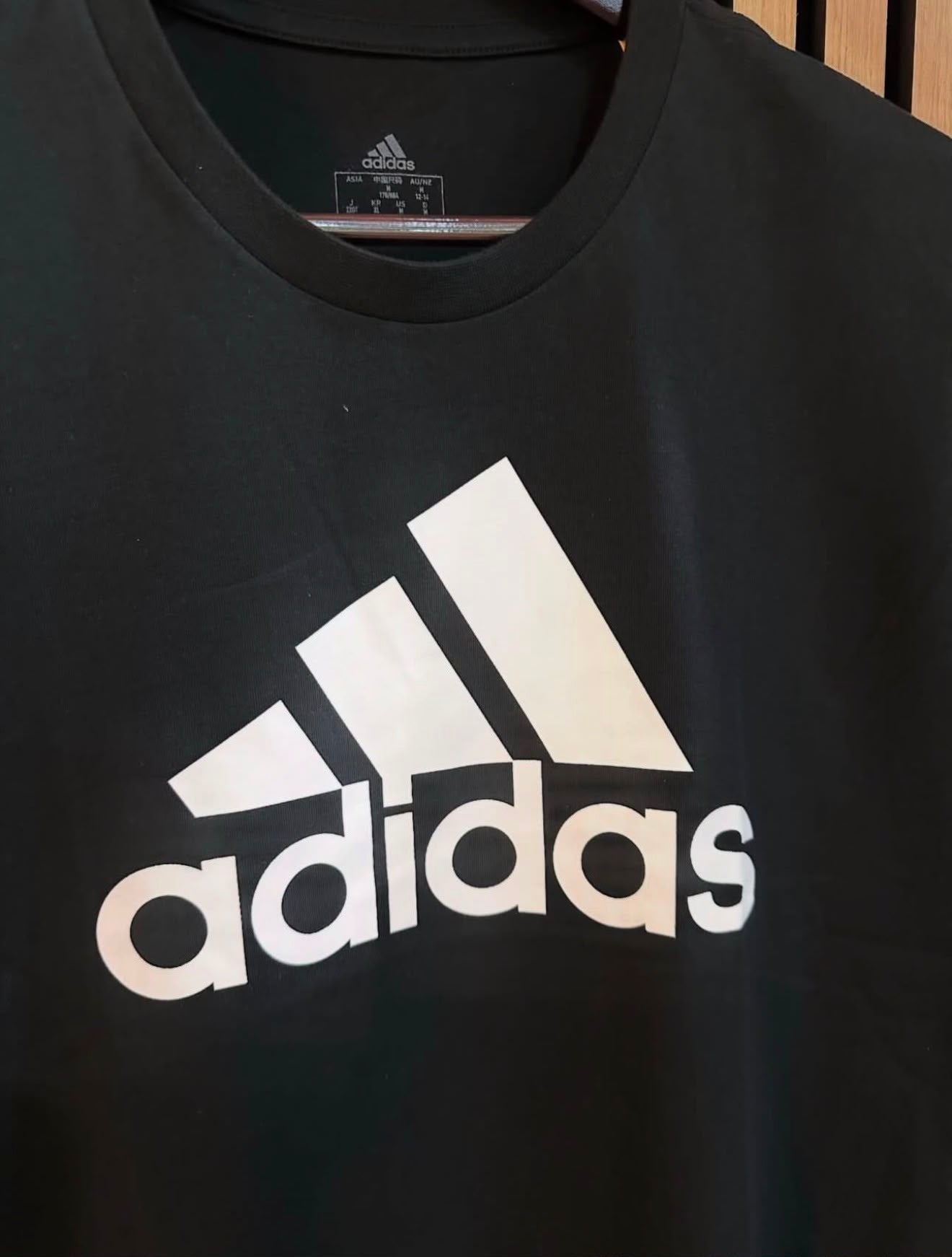 Adidas Women's Essentials Logo T-Shirt - Black/White - Large