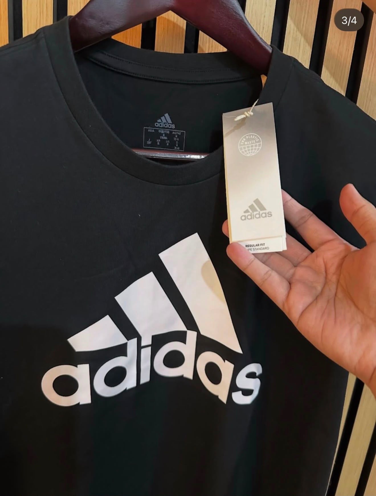 Adidas Women's Essentials Logo T-Shirt - Black/White - Large