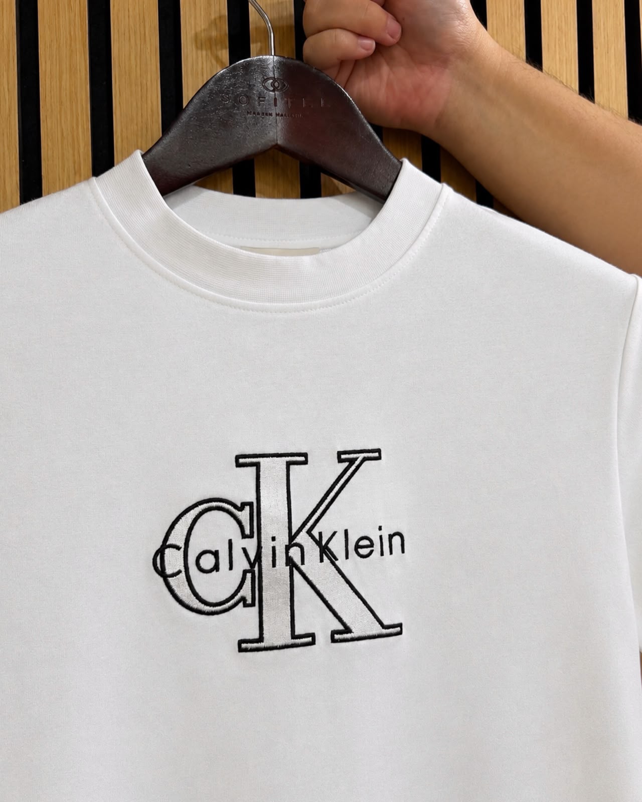 CK Shine Monologo  Brilliant White XL