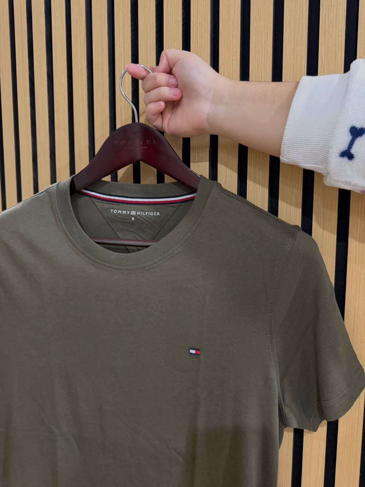 TH Nantucket Tee Army Green