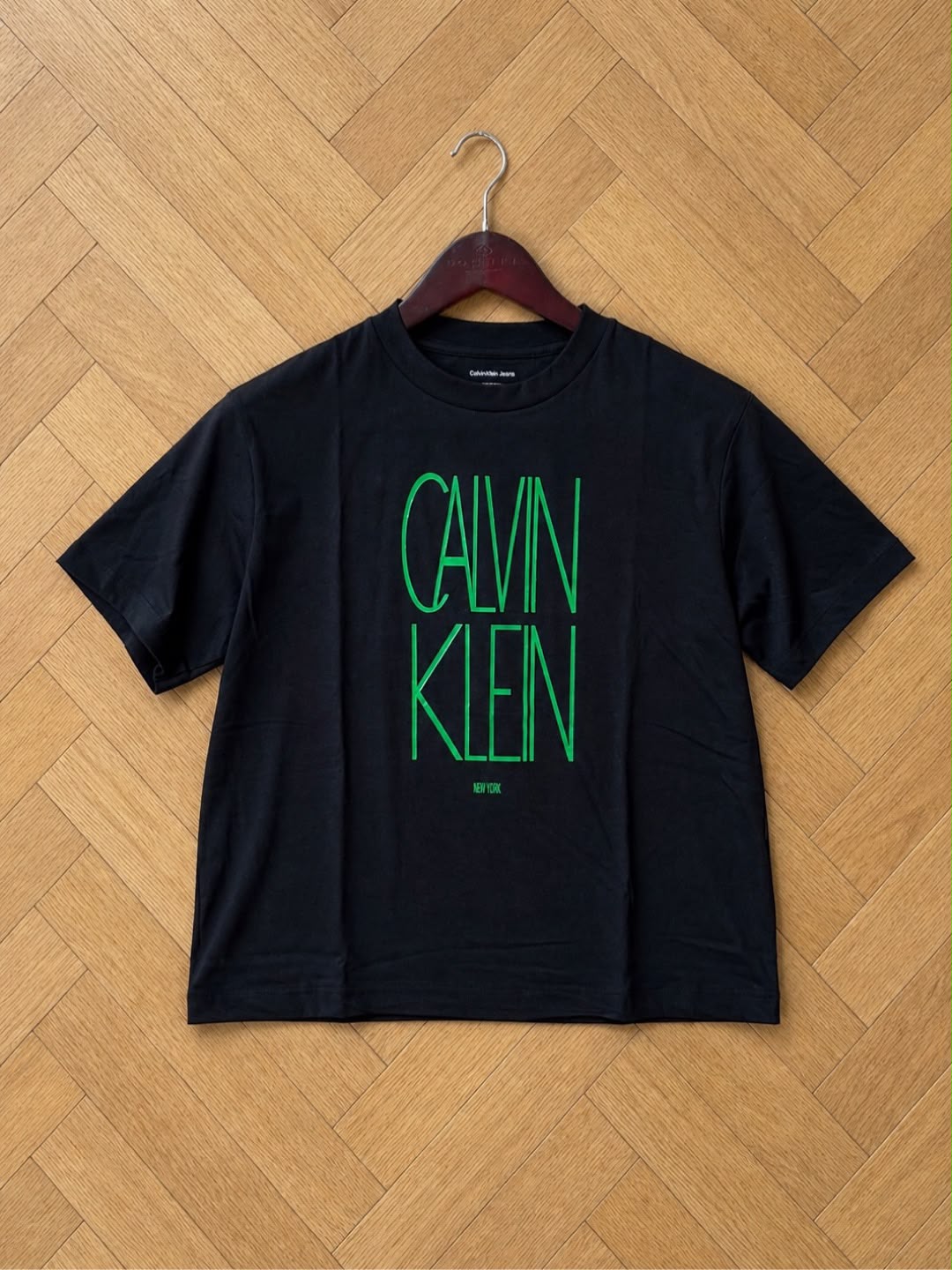 CK Women Logo Graphic Boxy Shirt in Black - Medium