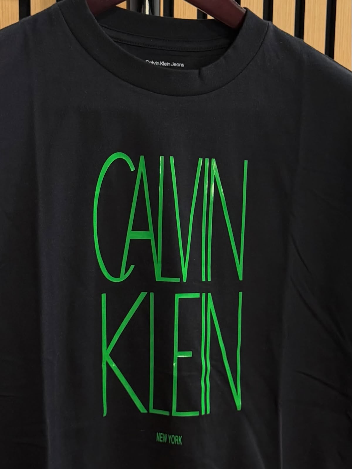 CK Women Logo Graphic Boxy Shirt in Black - Medium