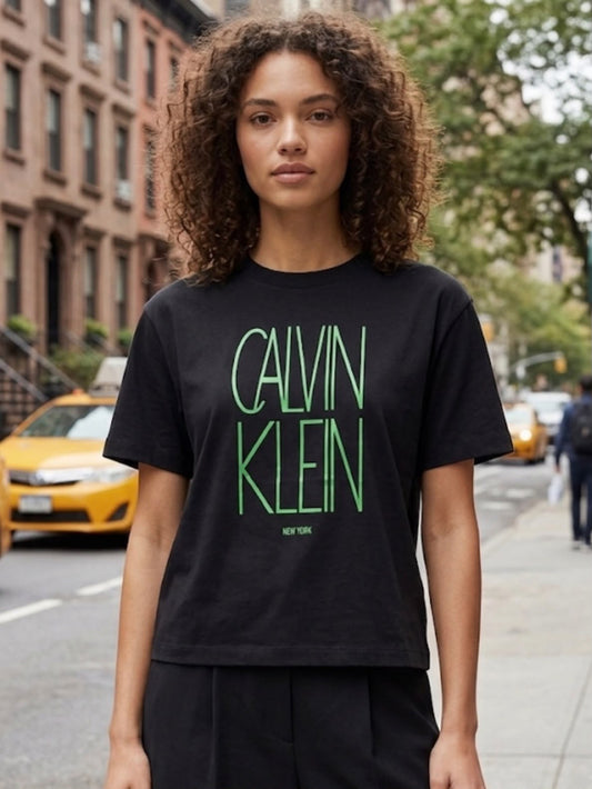 CK Women Logo Graphic Boxy Shirt in Black - Medium