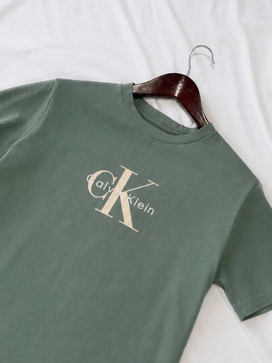 CK Hero Monologo Tee Autumn Green - XL