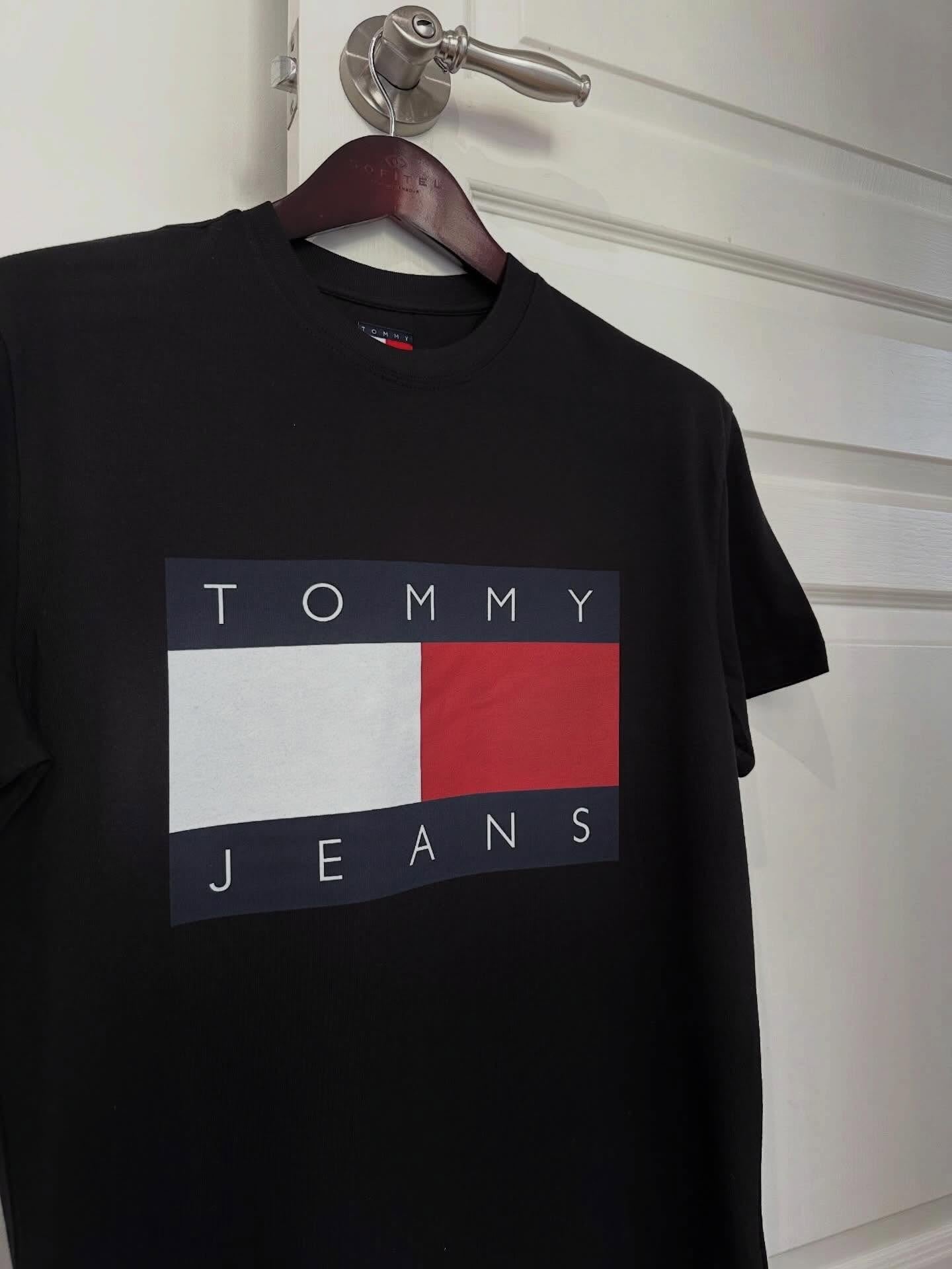 TH Big Flag Tee Black Small