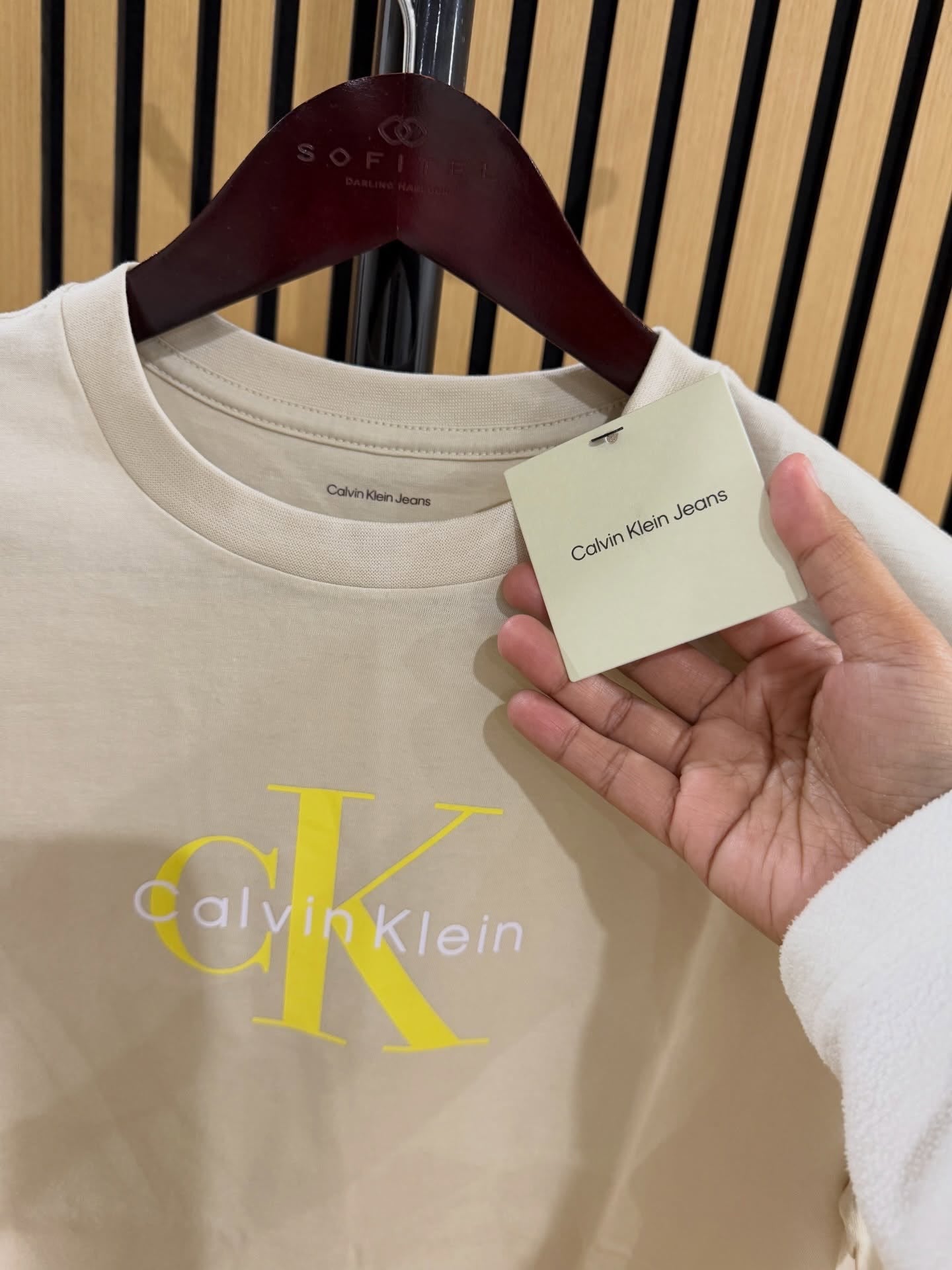 CK Women Hero SS Classic Monologo Shirt in Fog