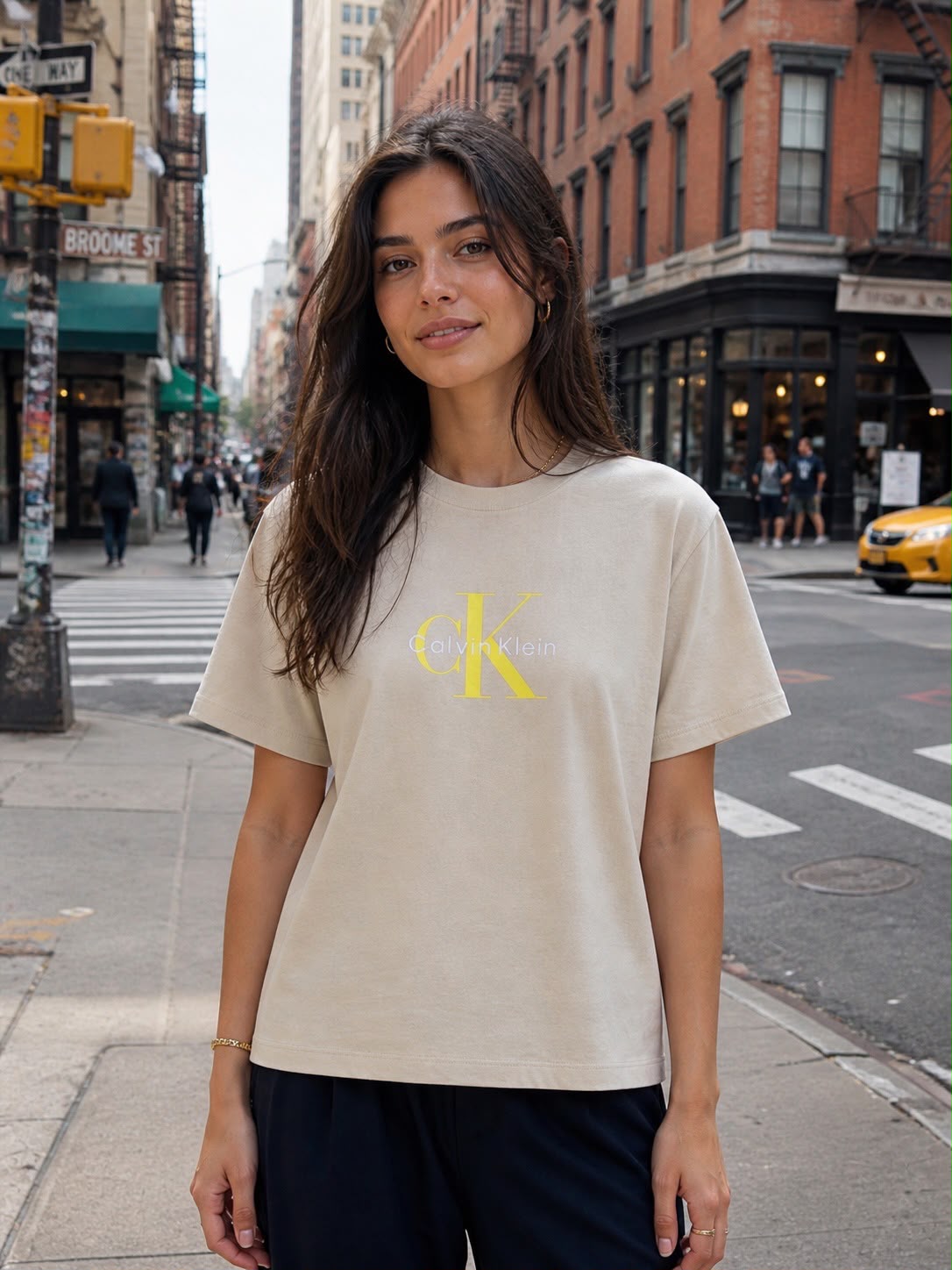 CK Women Hero SS Classic Monologo Shirt in Fog