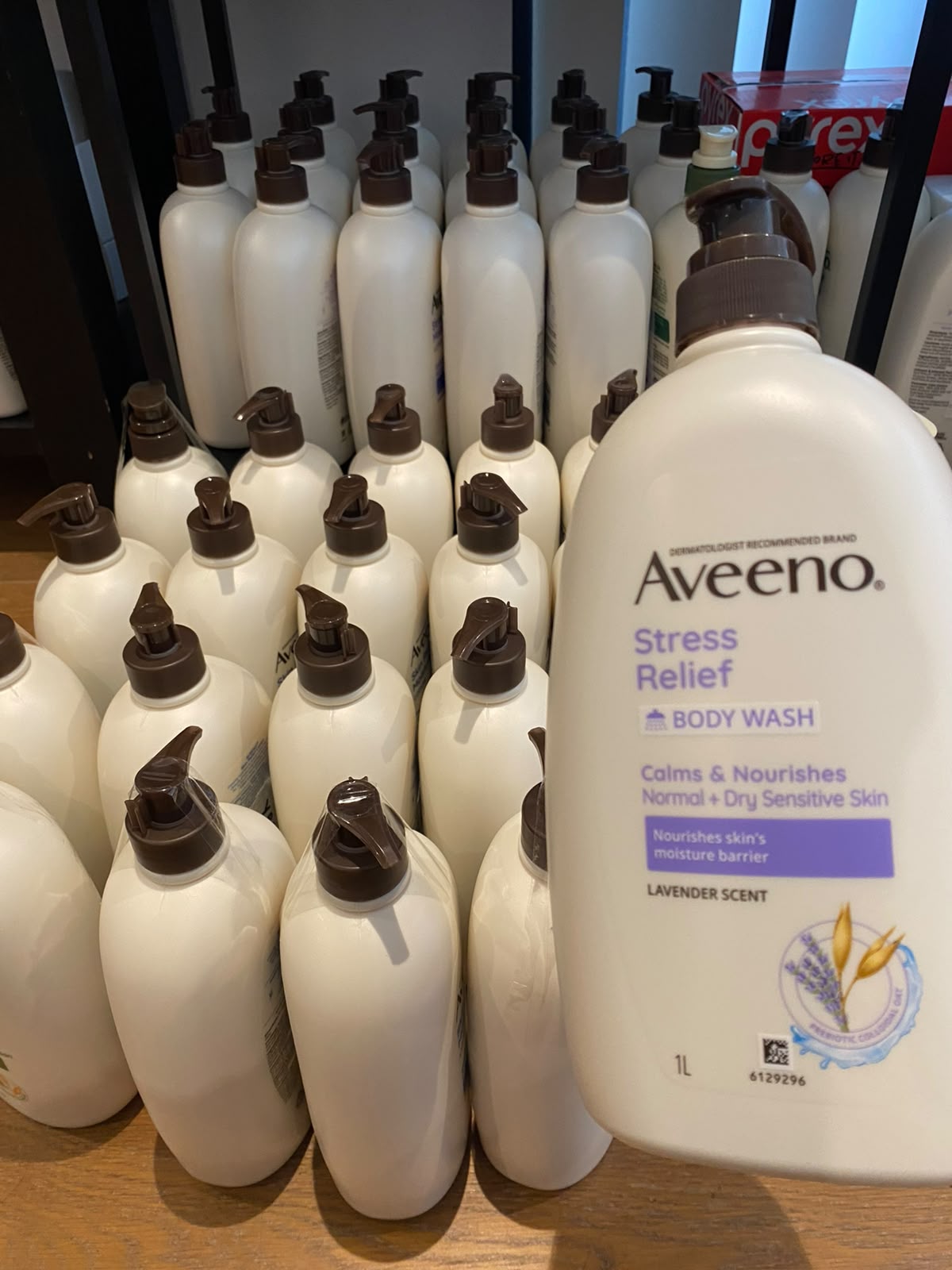 Aveeno Stress Relief Body Wash 1L