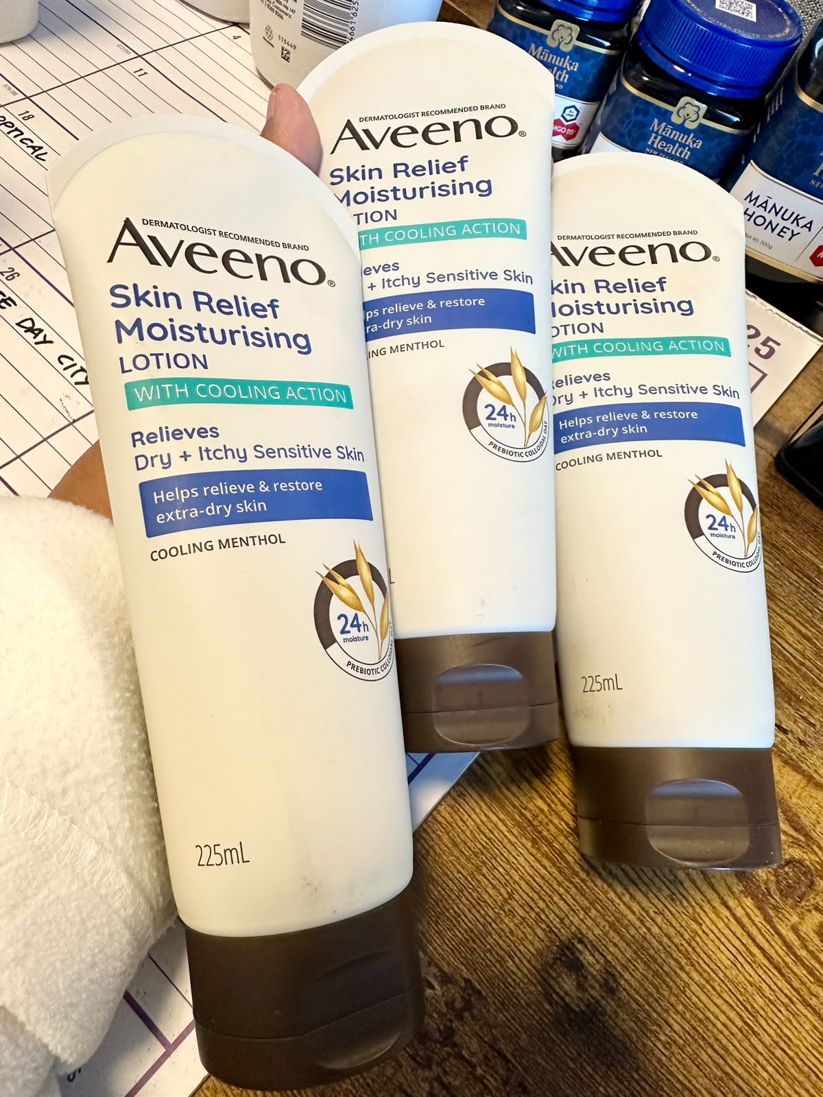 Aveeno Skin Relief Moisturising Body Lotion Cool Action 225ml