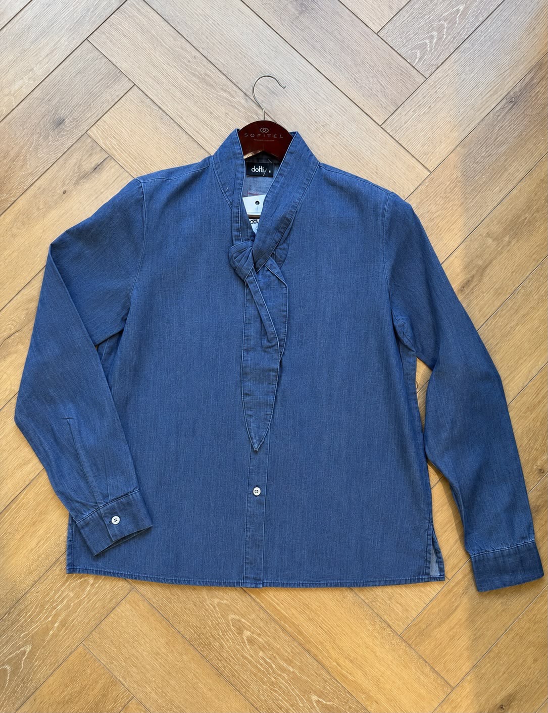 Dotti Denim Tie Neck Shirt Size 12 Medium