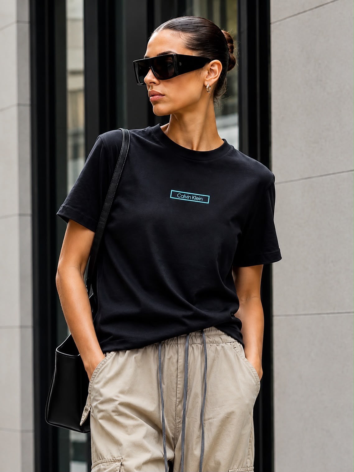 CK Women Box Logo Tee Black - XS