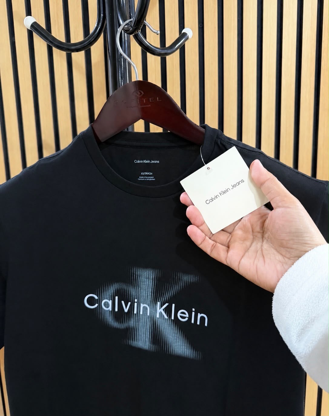 CK Fade Puff Graphic Crewneck Tee in Black XS