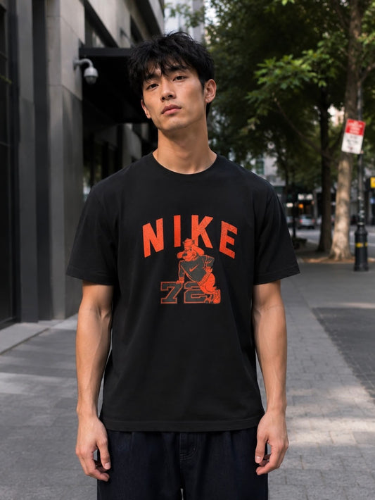 Nike Training Wildcard Graphic Tee in Black Small