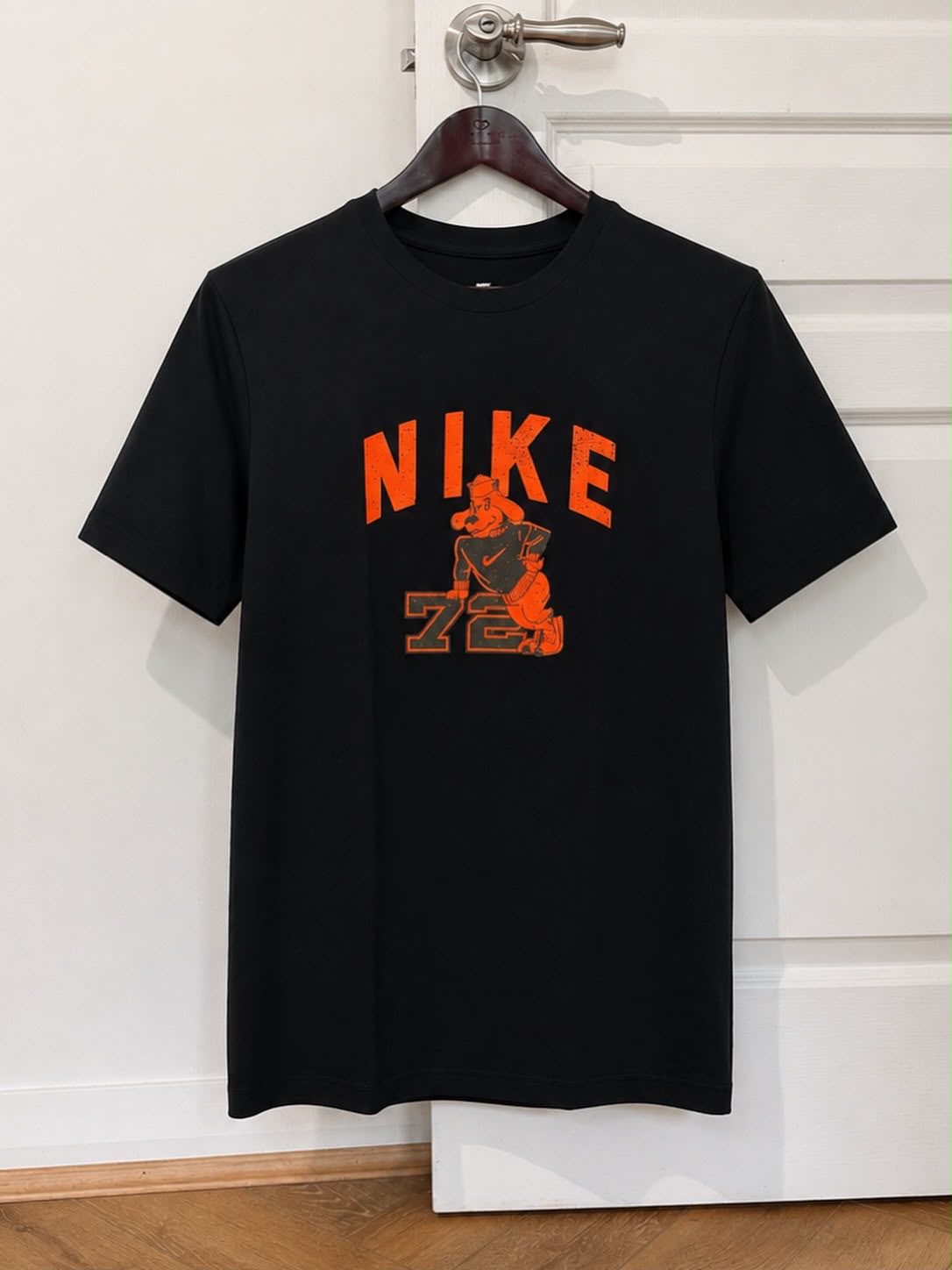 Nike Training Wildcard Graphic Tee in Black Small