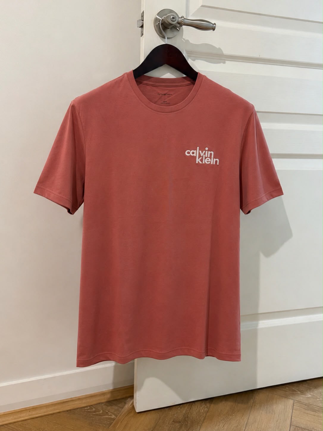 CK Graphic Tee Embroidered Mahogany XL