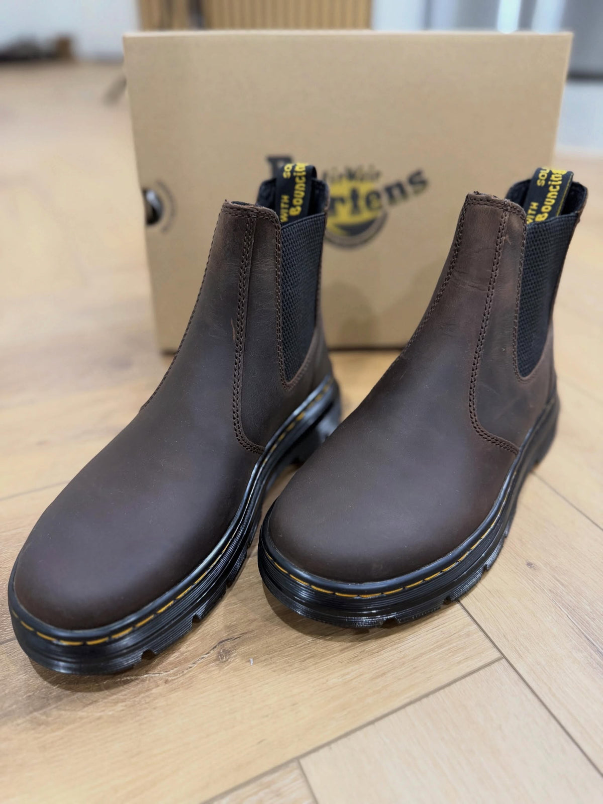 Dr. Martens Unisex Embury Chelsea Boot, Gaucho Crazy Horse M10 W11