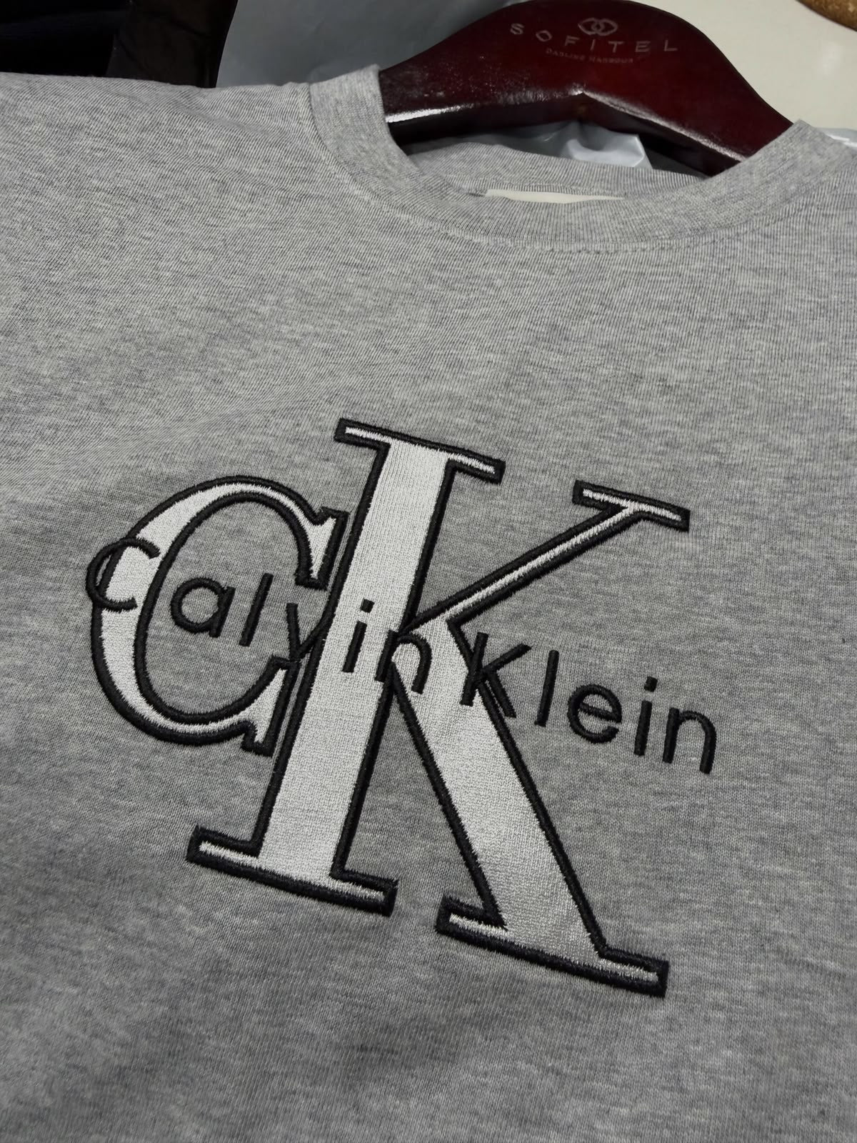 CK Shine Monologo  Brilliant Grey Heather Medium