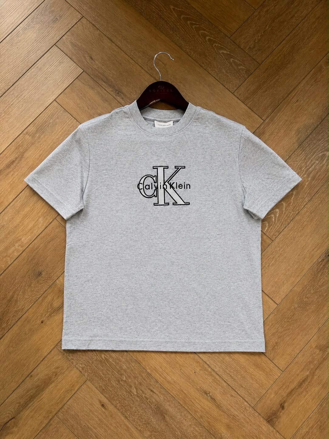 CK Shine Monologo  Brilliant Grey Heather Medium